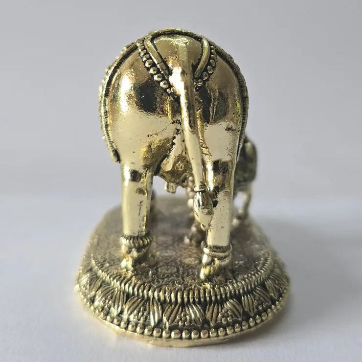 Brass Kamdhenu Cow & Calf Idol – Vastu Gau Mata Murti (Wish-Granting Cow / Kamadhenu)